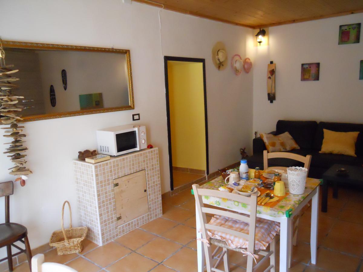 Bed and Breakfast Casa Clotilde Stazzano Экстерьер фото