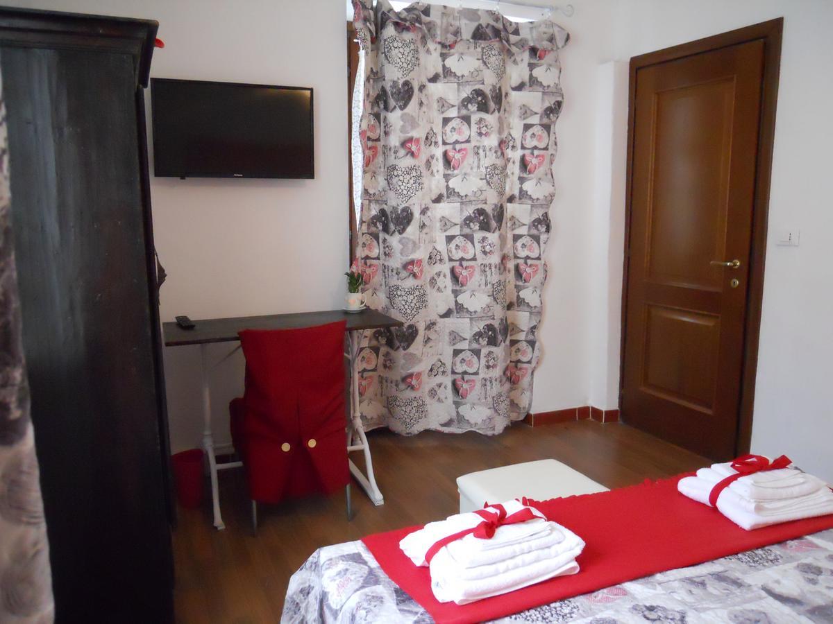 Bed and Breakfast Casa Clotilde Stazzano Экстерьер фото